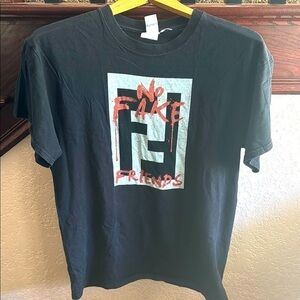 No Fake Friends Adult Size Medium Black Graphic 100% Cotton Casual Tee T-Shirt